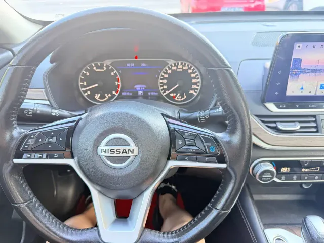 Nissan Teana — Фото автомобиля 7