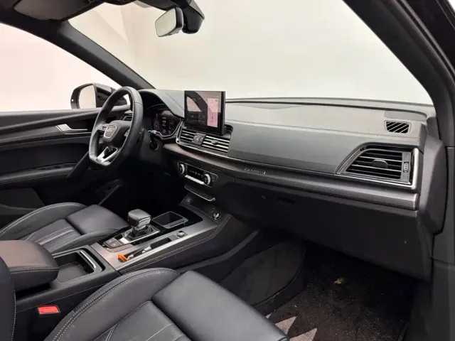 Audi Q5L — Фото автомобиля 11