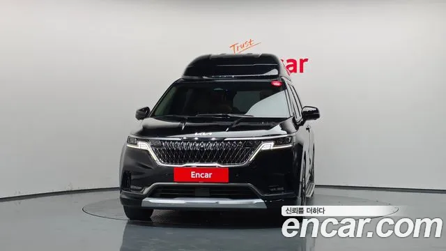 Kia Canival — Фото автомобиля 3