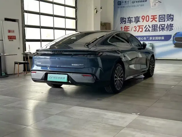 Geely Galaxy Xingyao 8 — Фото автомобиля 7