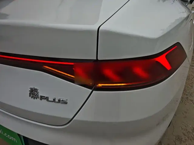 BYD Qin PLUS — Фото автомобиля 7