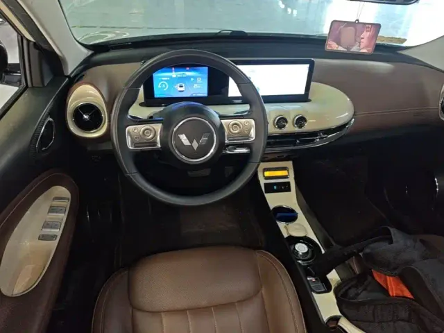 Wuling Bingo — Фото автомобиля 10