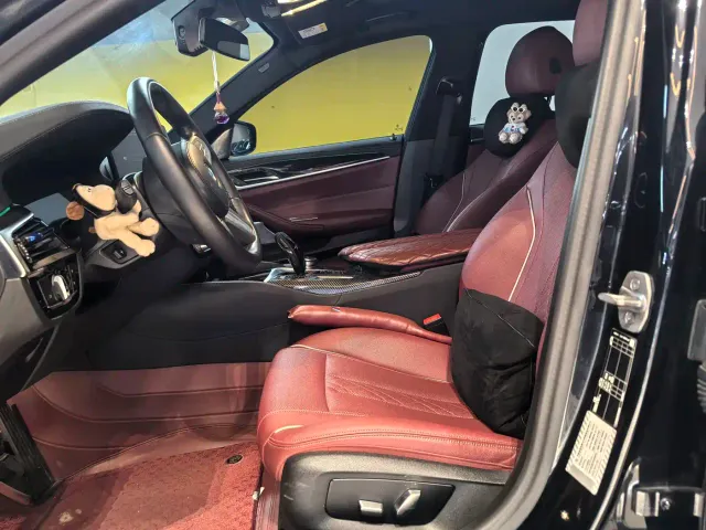 BMW 5 Series — Фото автомобиля 4