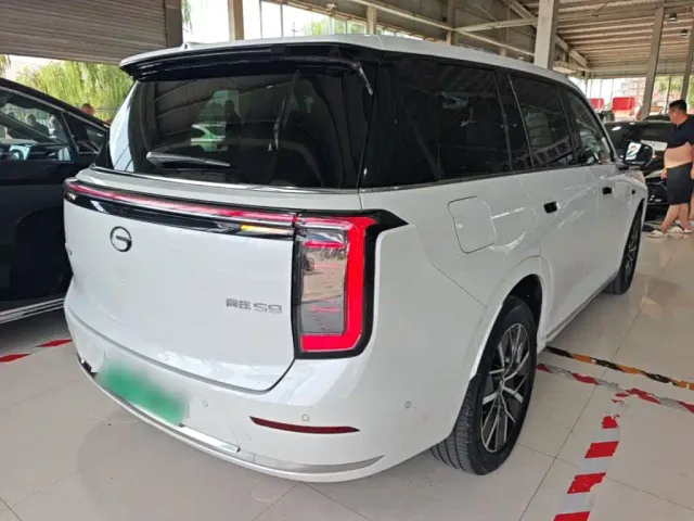 GAC Trumpchi Xiangwang S9 — Фото автомобиля 6