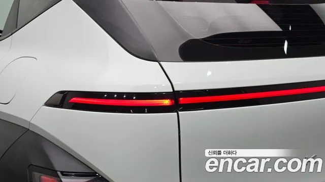 Hyundai Kona SX2 — Фото автомобиля 8