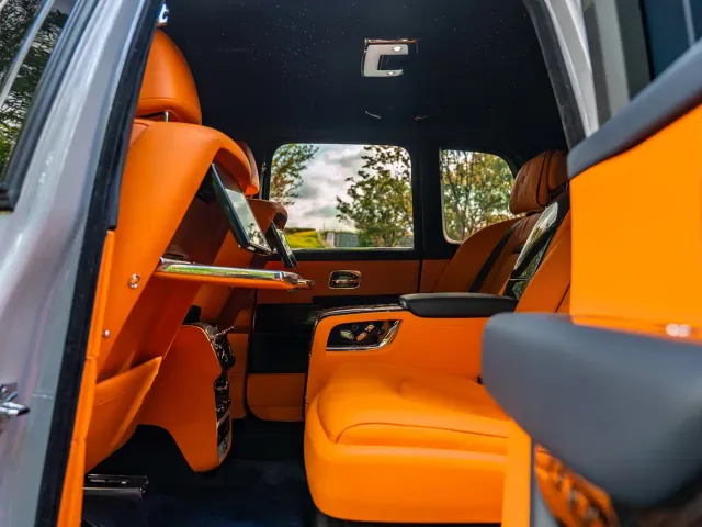 Rolls-Royce Cullinan — Фото автомобиля 12