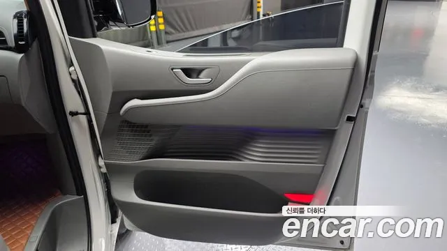 Hyundai Staria Staria L3.5 Lounge 7 мест — Фото автомобиля 20