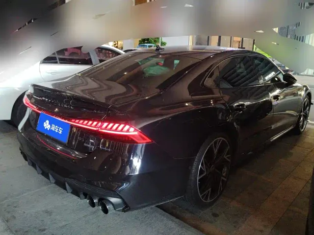 Audi A7L — Фото автомобиля 3