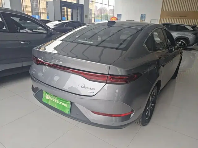 BYD Qin PLUS — Фото автомобиля 6