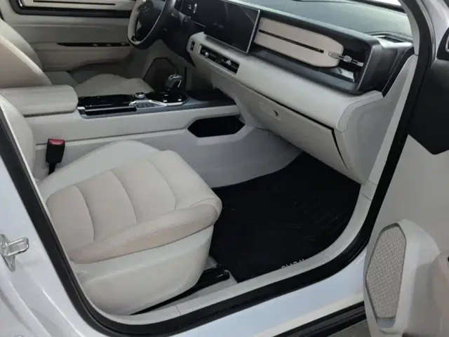 Geely ICON — Фото автомобиля 8
