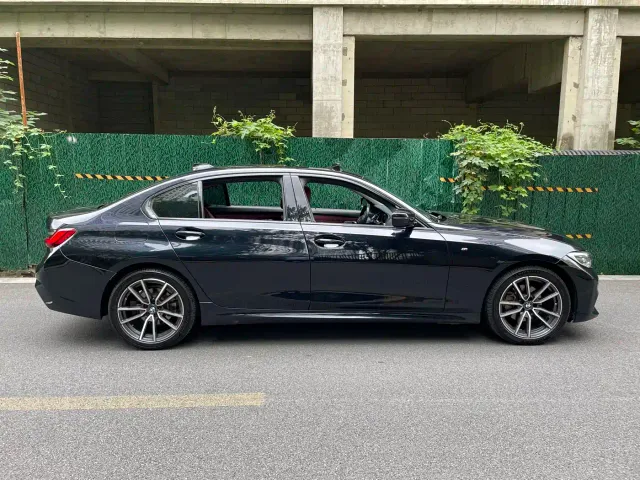 BMW 3 Series — Фото автомобиля 4