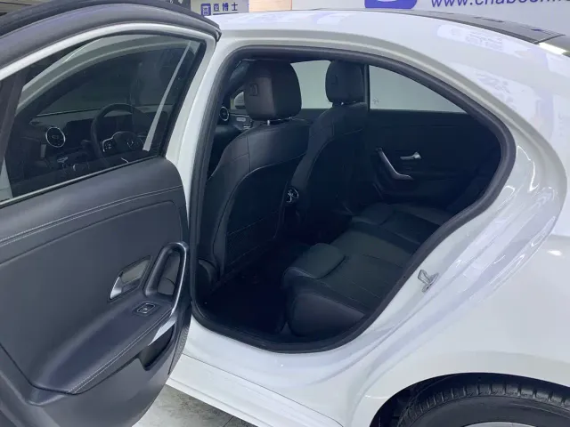 Mercedes-Benz A-Class — Фото автомобиля 14