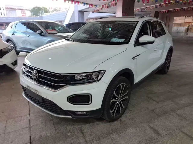 Фотография автомобиля — Volkswagen T-Roc