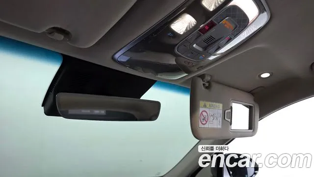 Genesis GV70 — Фото автомобиля 30