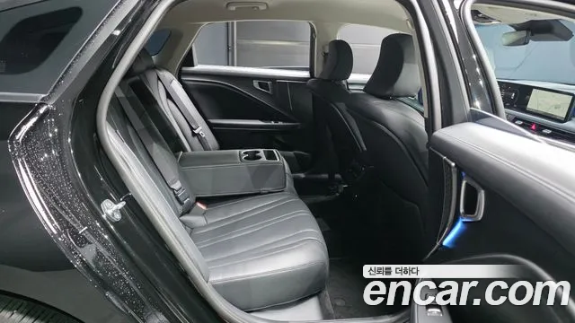 Kia K8 The New K8 2.5 Бензин 2WD — Фото автомобиля 12