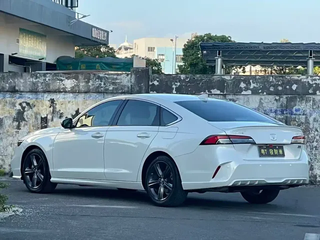 Honda Inspire — Фото автомобиля 7