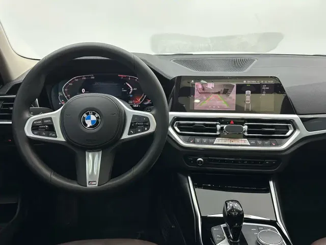 BMW 3 Series — Фото автомобиля 10