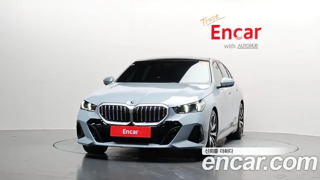 BMW 5-Series 5 серия (G60) 530i xDrive M Sport — Фото автомобиля 2