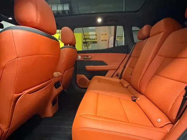 Toyota BoZhi 3X — Фото автомобиля 8