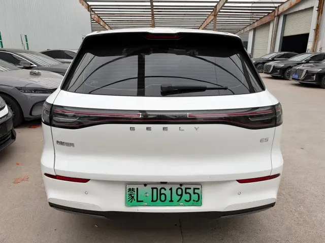 Geely Galaxy E5 — Фото автомобиля 9
