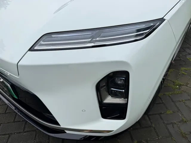 Nio ES8 — Фото автомобиля 18