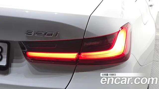 BMW 3-Series 3 серия (G20) 320i M Sport — Фото автомобиля 21