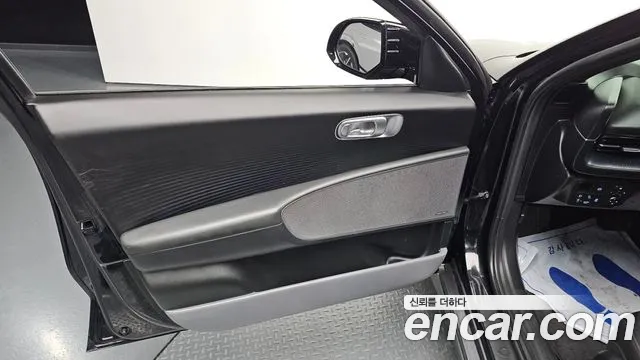 Hyundai Ioniq 6 — Фото автомобиля 13