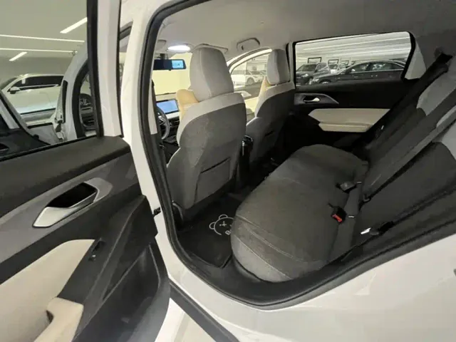 Geely Geometry E Firefly — Фото автомобиля 12
