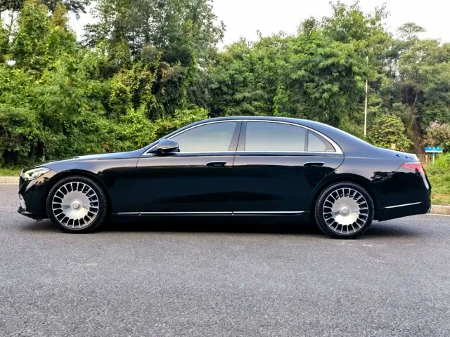 Mercedes-Benz S-Class — Фото автомобиля 4