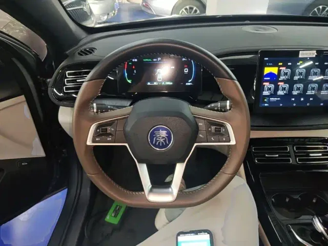 BYD Qin PLUS — Фото автомобиля 10