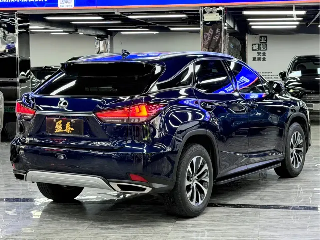 Lexus RX — Фото автомобиля 7