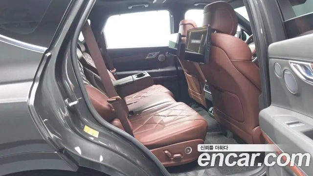 Genesis GV80 — Фото автомобиля 12