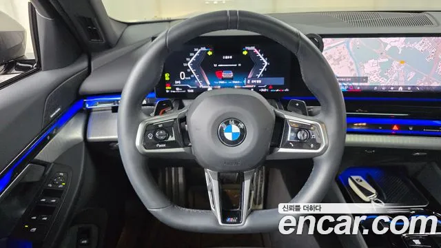 BMW 5 Series G60 — Фото автомобиля 21
