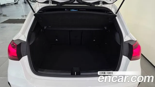 Mercedes-Benz A-Class W177 — Фото автомобиля 16