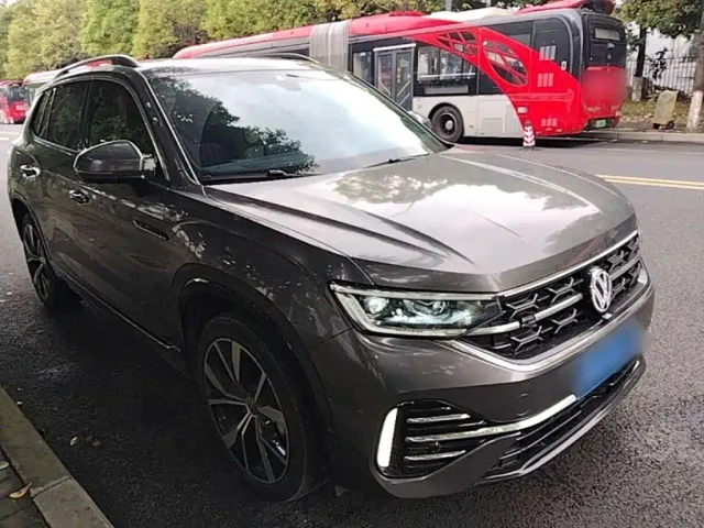 Volkswagen Tayron — Фото автомобиля 3