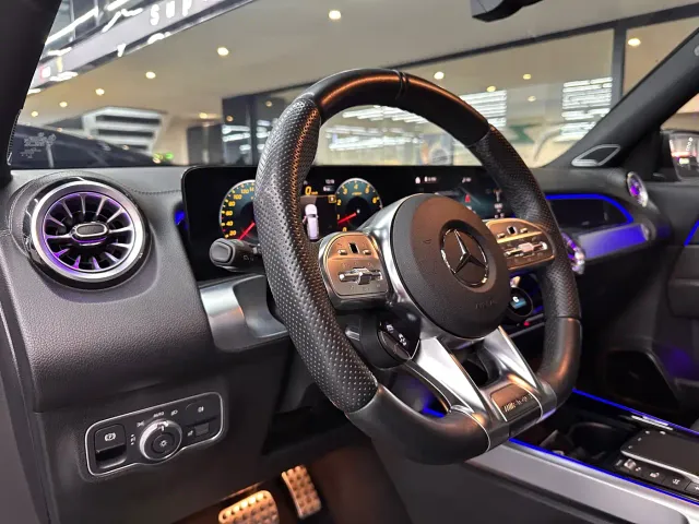 Mercedes-Benz GLB AMG — Фото автомобиля 9