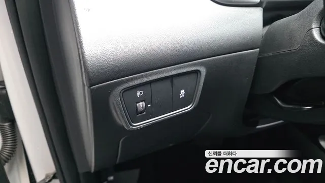 Hyundai Tucson Tucson (NX4) Бензин 1.6 турбо 2WD — Фото автомобиля 19