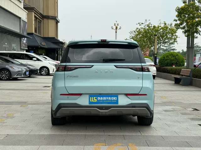 GAC Aion Y — Фото автомобиля 5