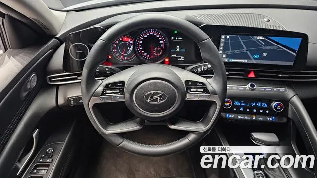Hyundai AVANTE Avante (CN7) — Фото автомобиля 13