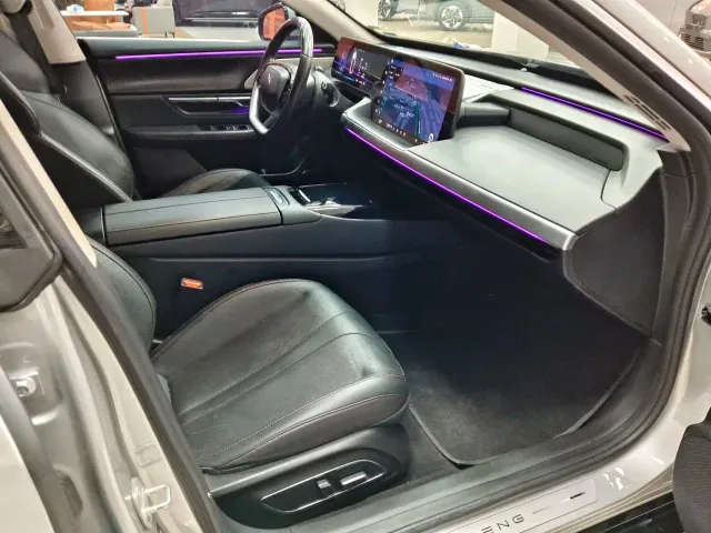 Xpeng P7 — Фото автомобиля 13