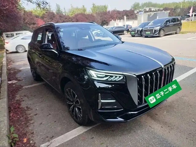 Hongqi HS5 — Фото автомобиля 21