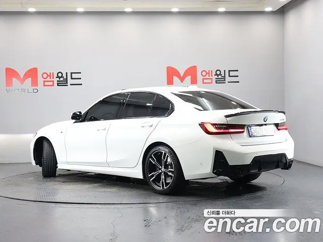 BMW 3 Series — Фото автомобиля 4