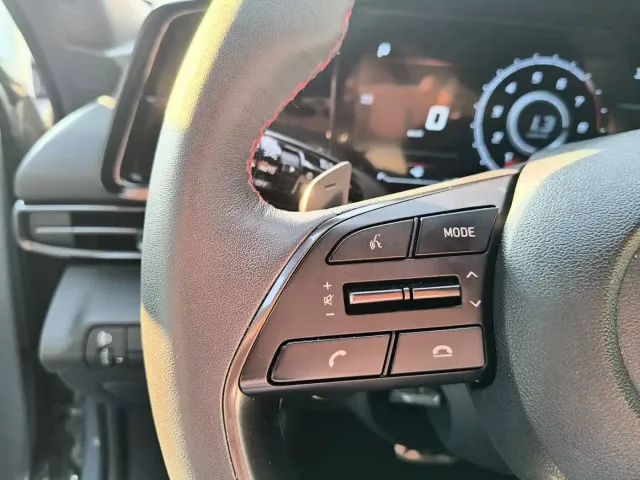 Hyundai Elantra — Фото автомобиля 18