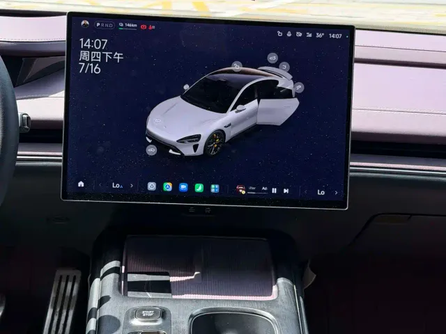 Xiaomi SU7 — Фото автомобиля 8