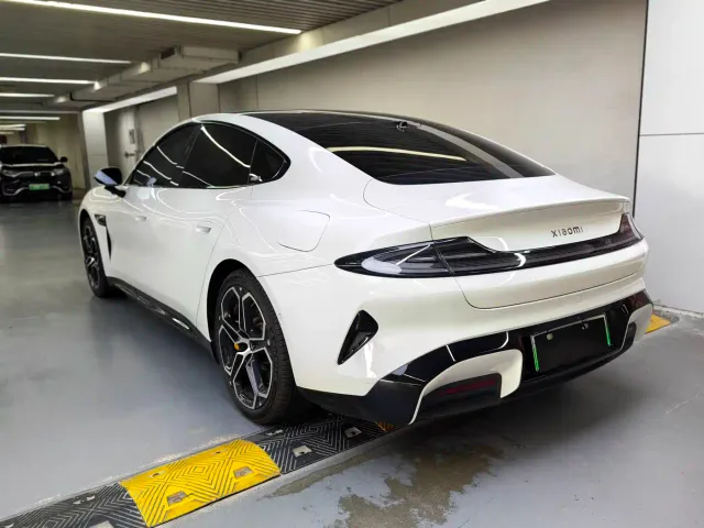 Xiaomi SU7 — Фото автомобиля 16