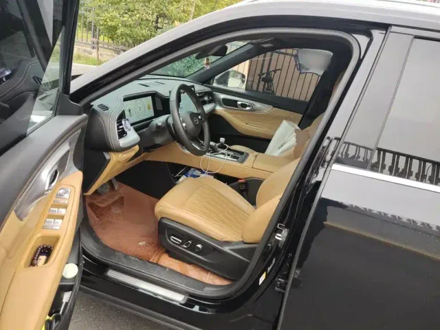 GAC Trumpchi GS8 — Фото автомобиля 12