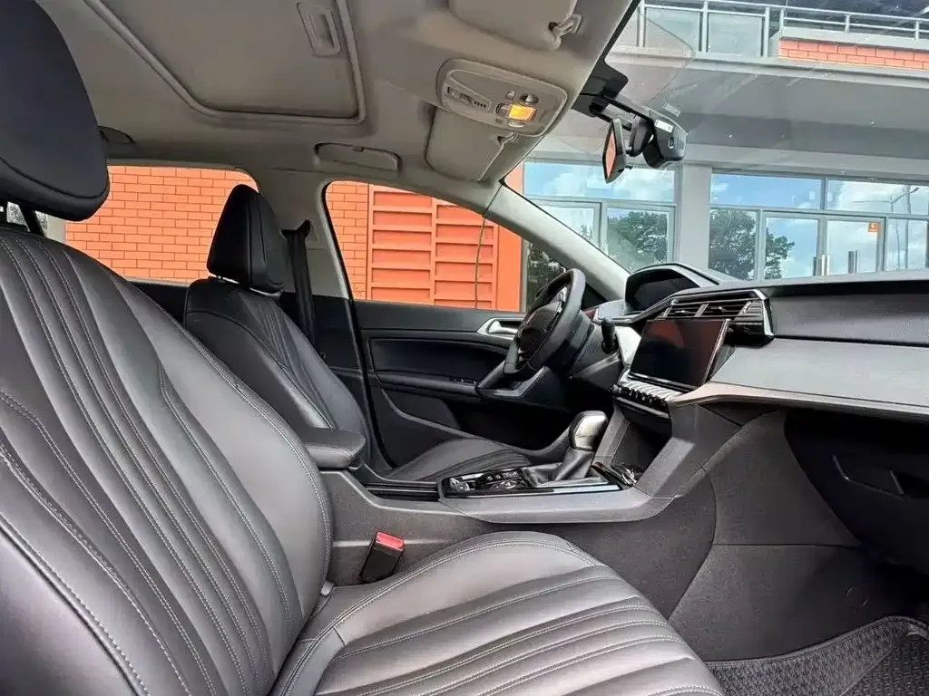 Peugeot Peugeot 408 2022 1.6T Progressive Edition — Фото автомобиля 4