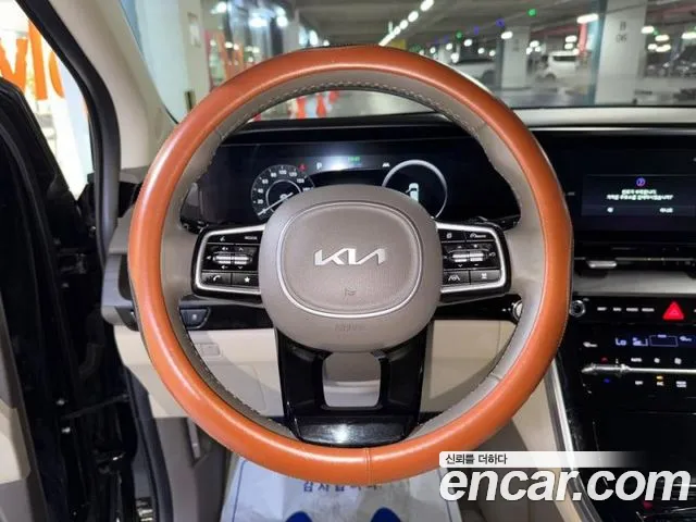 Kia Canival Carnival 4 поколение Бензин 7 мест Signature — Фото автомобиля 8