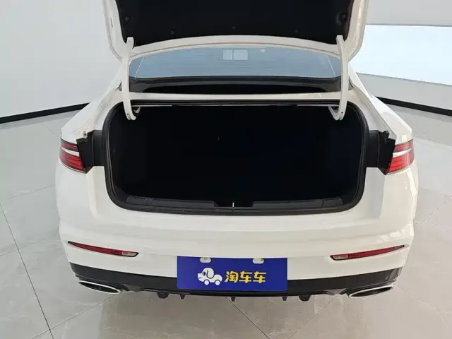 Geely Xingrui — Фото автомобиля 4