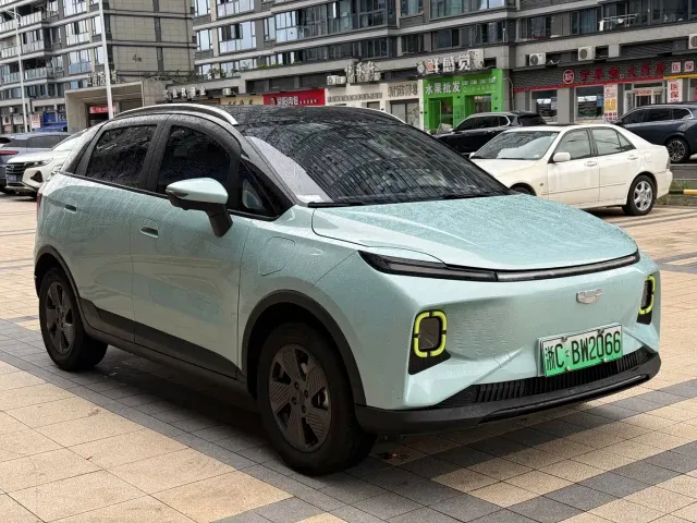 Geely Geometry E Firefly — Фото автомобиля 3